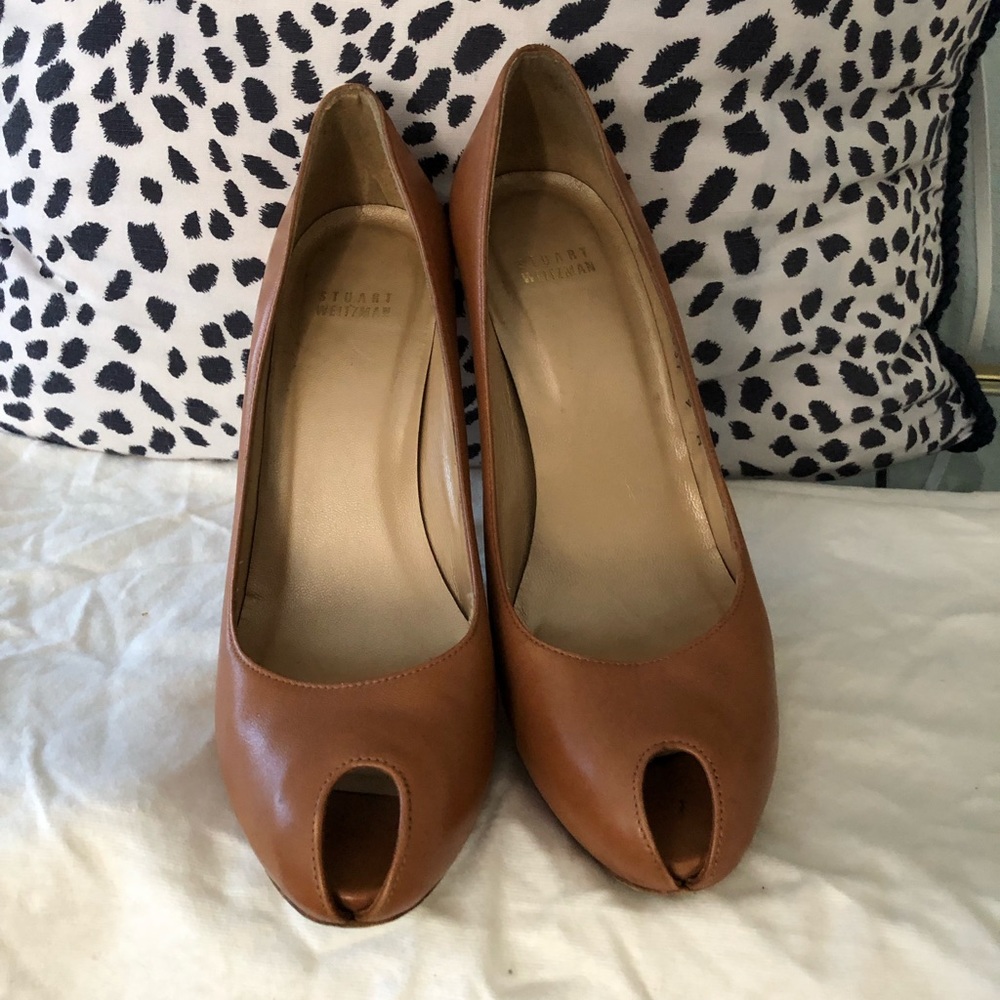 Stuart Weitzman Pump - image 1